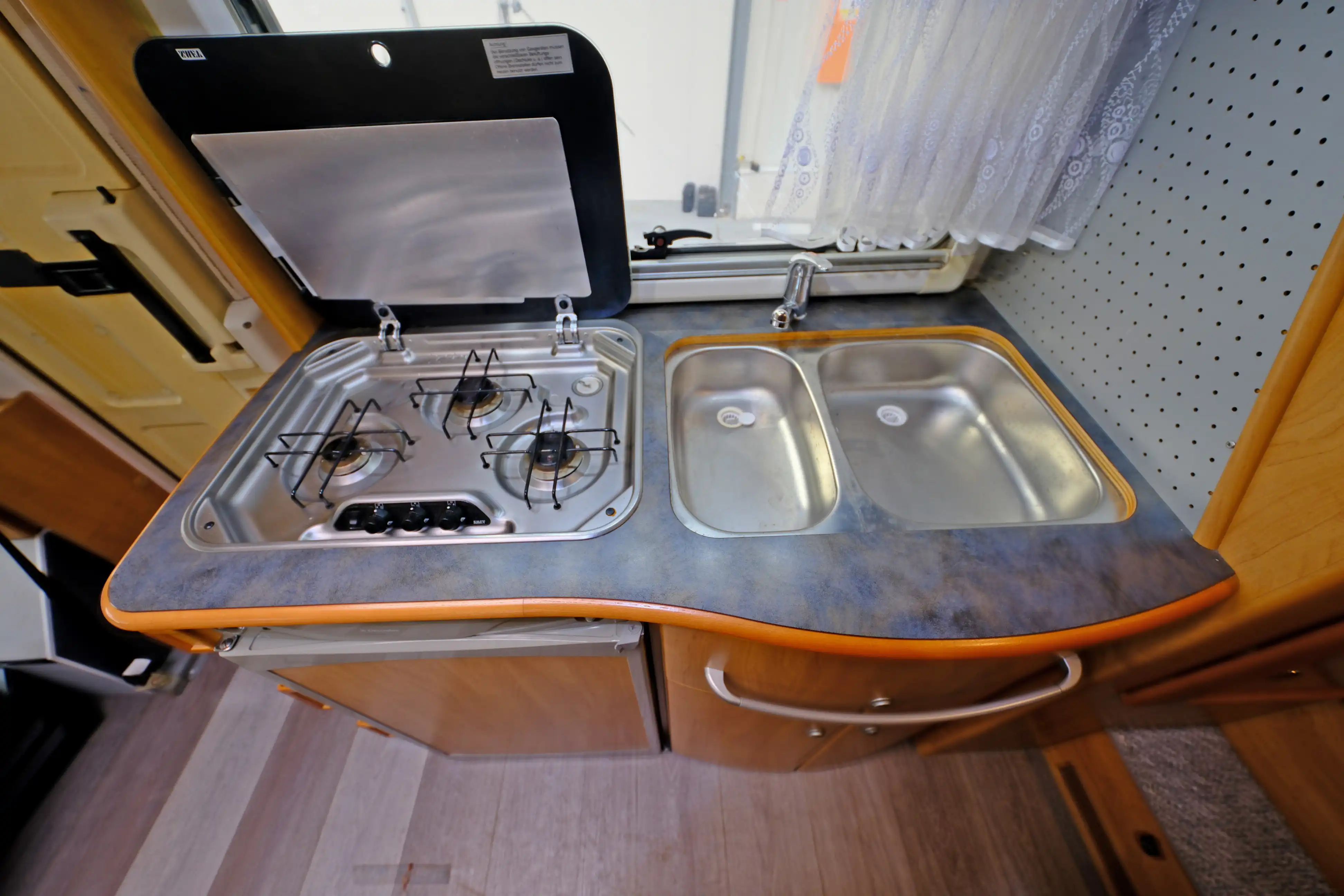 HYMER-ERIBA B 524